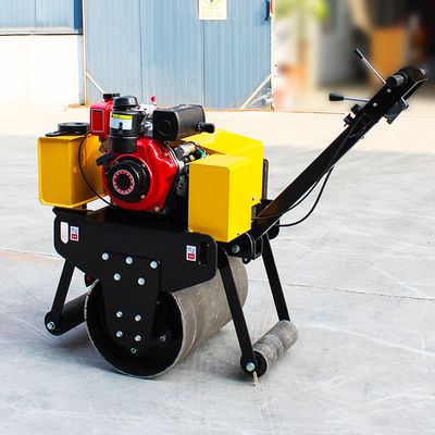 Caminhe atrás do compactador de rolos vibratórios de tambor duplo e único com frequência de vibração de 70 Hz