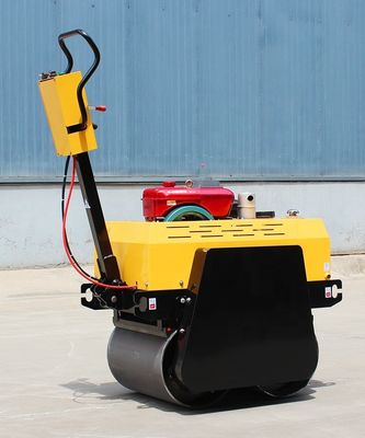 Mini 0,5 Ton Double Drum Vibrating Road Roller Compactor com bomba hidráulica Kawasaki