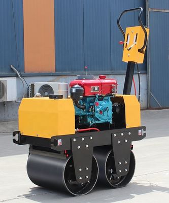 Diâmetro do tambor de 425 mm Pequeno 0,5 toneladas Dobro tambor rodoviário rolante diesel compactador de asfalto