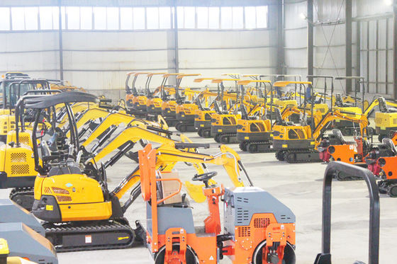1.7T 1.8T 2T 3T Pneus de borracha Mini Excavadora Hidráulica 390kw Excavadora Crawler Durável