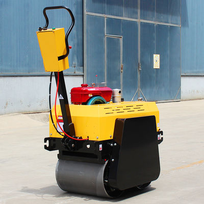 0.5 toneladas Mini Roller de Rota Compacto à mão com velocidade de 0-4 km/h e bomba hidráulica Danfoss