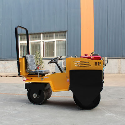 Rolante vibratório de 0,6 toneladas Mini Rolante rodoviário de tambor duplo com motor CF178/R180