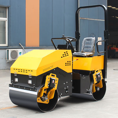 70Hz Frequência de excitação 1.5t Roda dupla totalmente hidráulica Motor padrão europeu Roller de estrada
