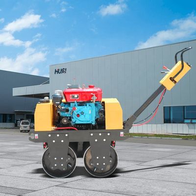 Caminhe atrás do compactador de vibração de tambor duplo com bomba hidráulica HUAQI e motor HONDA