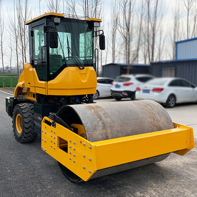 Máquina de compactação industrial para construção de estradas com velocidade continuamente variável