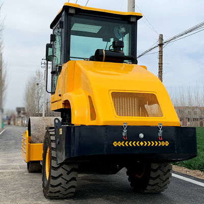 Compactor de rolos de vibração de válvula hidráulica Kawasaki para projeto de construção