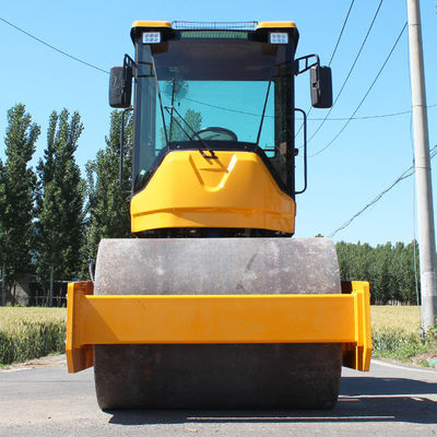80KN Exciting Force Disc Air Cap Oil Brake Road Roller para Engenharia de Construção
