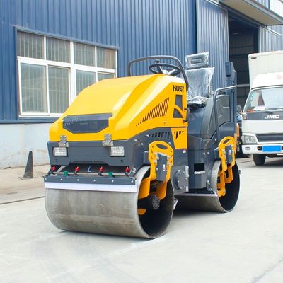 Rolha vibratória de motor diesel de 2 toneladas para campo de críquete rodoviário 30% de capacidade de classificação